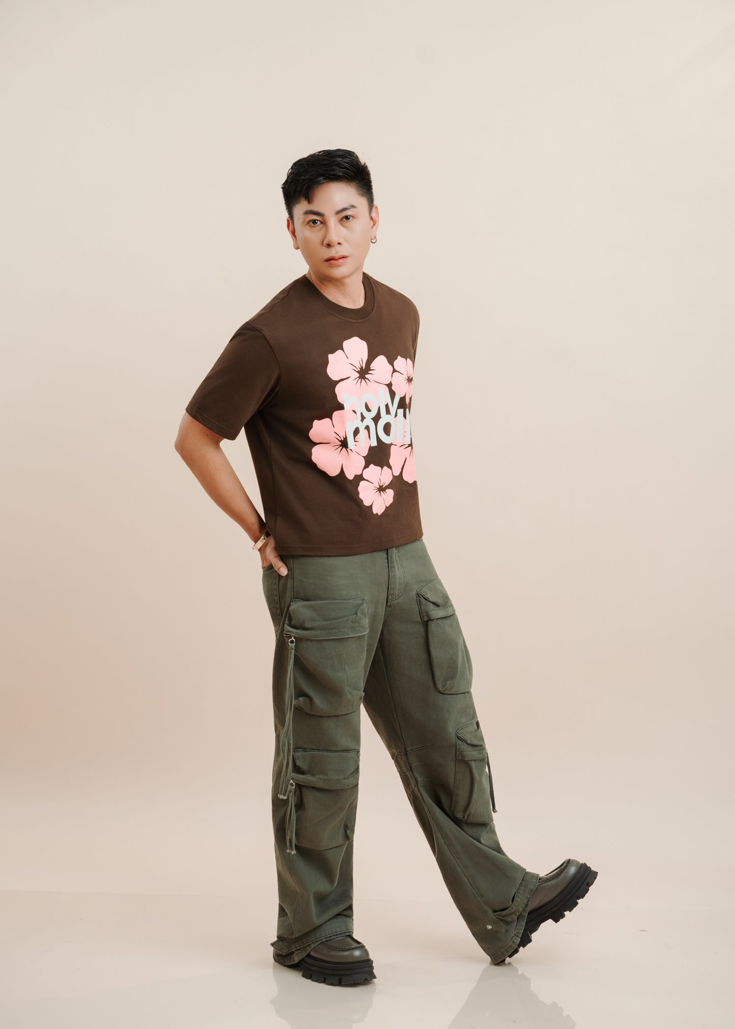 HOLY MOLLIE FLORAL SIGNATURE TEE